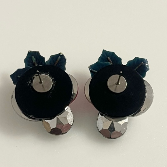 Vintage Christmas Holly Leaf Rhinestone Holiday Earrings - Picture 8 of 11